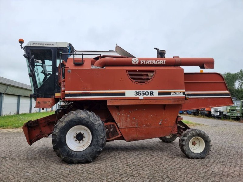 Combine harvester Laverda 3550 R