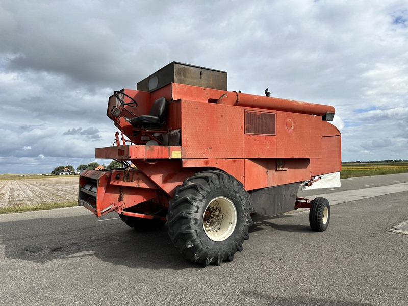 Combine harvester Laverda M152