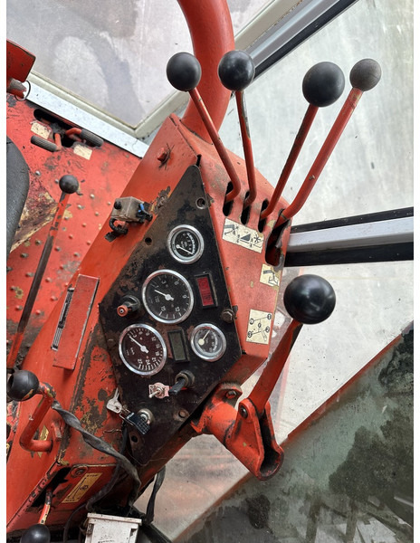 Combine harvester Laverda M152