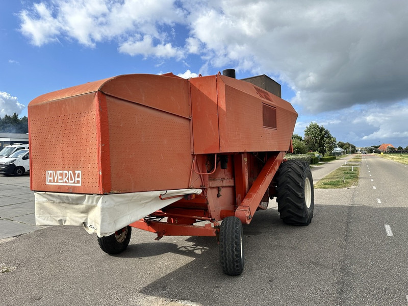 Combine harvester Laverda M152