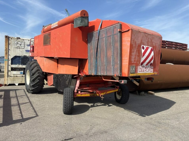 Combine harvester Laverda M152
