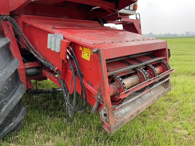Combine harvester MASSEY FERGUSON 38RS