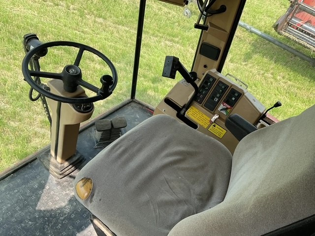 Combine harvester MASSEY FERGUSON 38RS