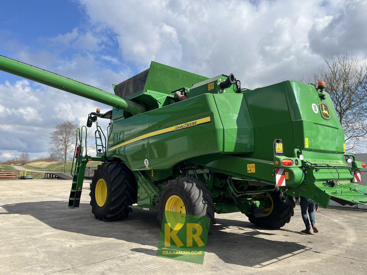 Combine harvester T660 John Deere