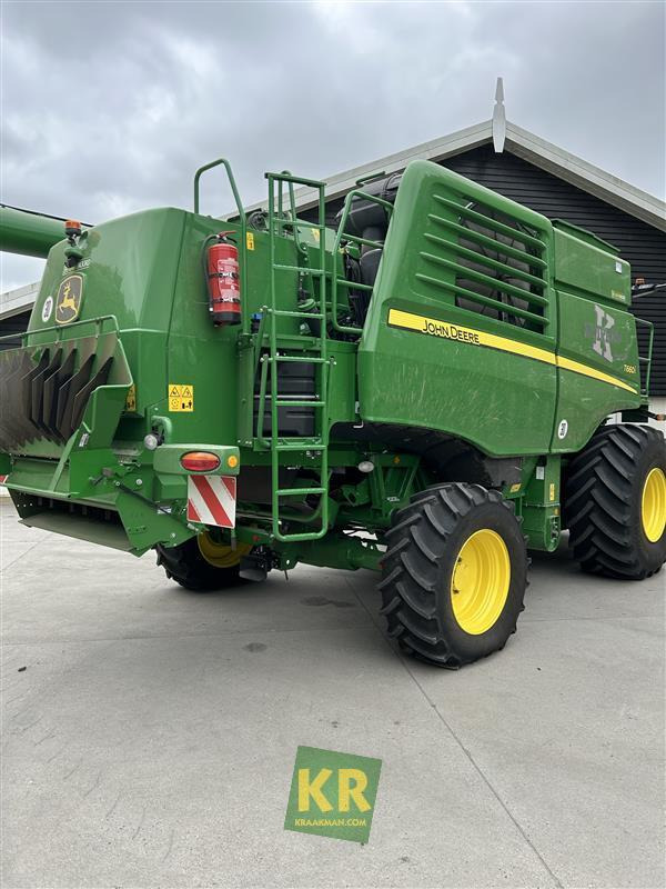 Combine harvester T660 John Deere