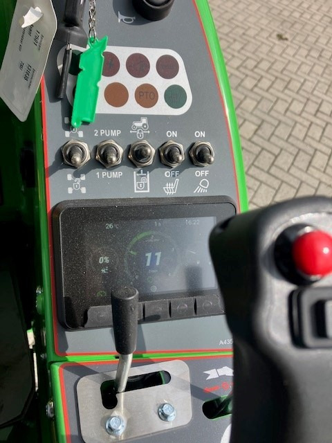 Compact loader AVANT 635i TDL+