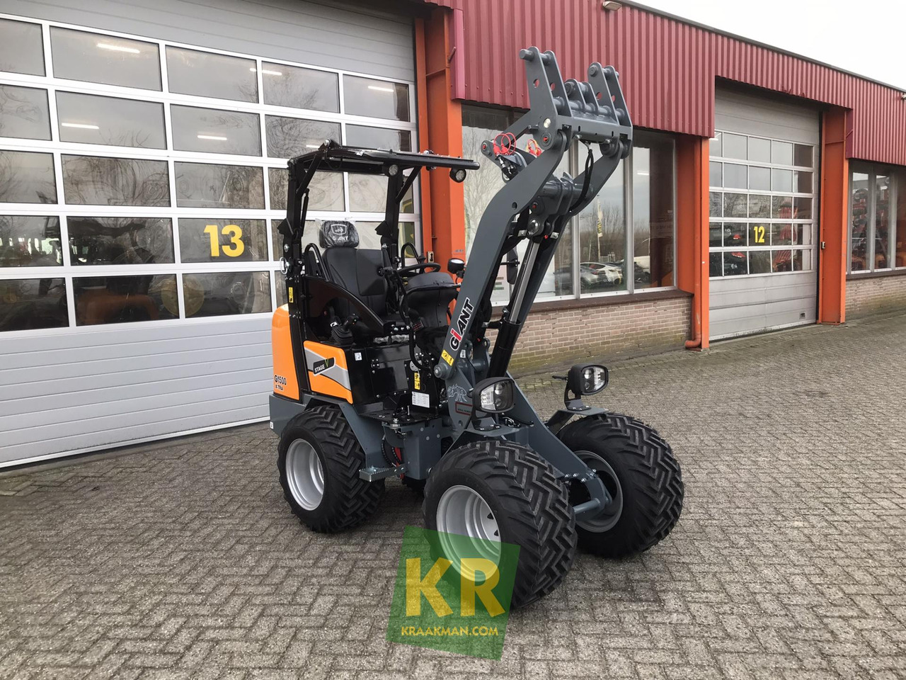 Compact loader G1500 X-tra Giant
