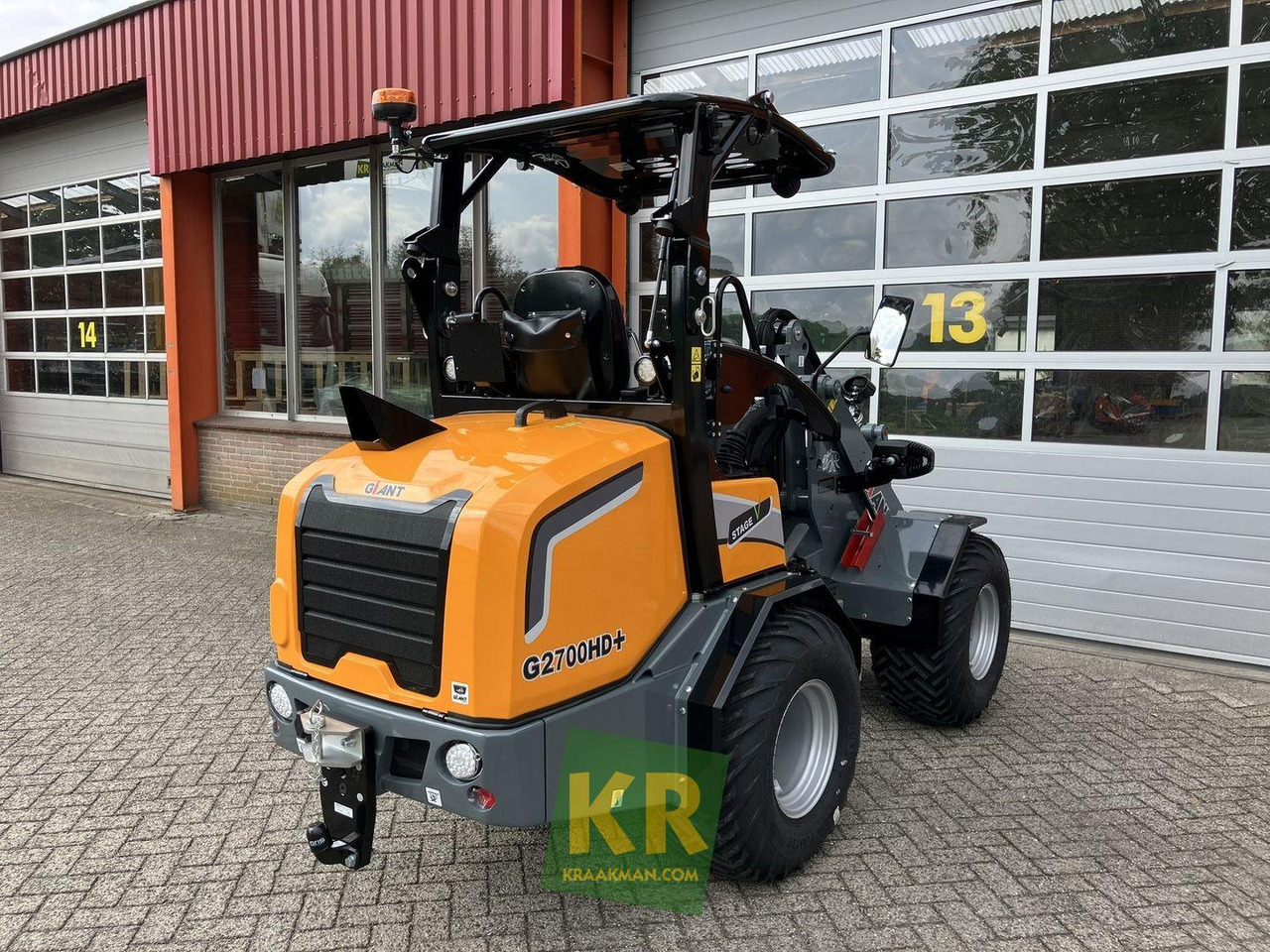 Compact loader G2700 HD Giant