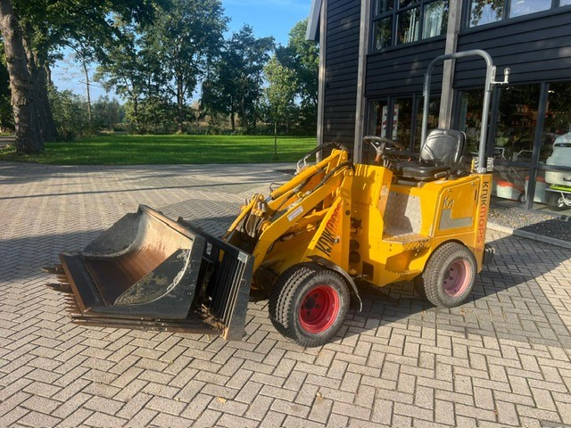 Compact loader KNIKMOPS 100 miniloader