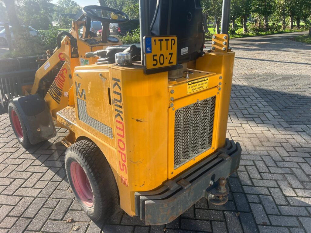 Compact loader KNIKMOPS 100 miniloader