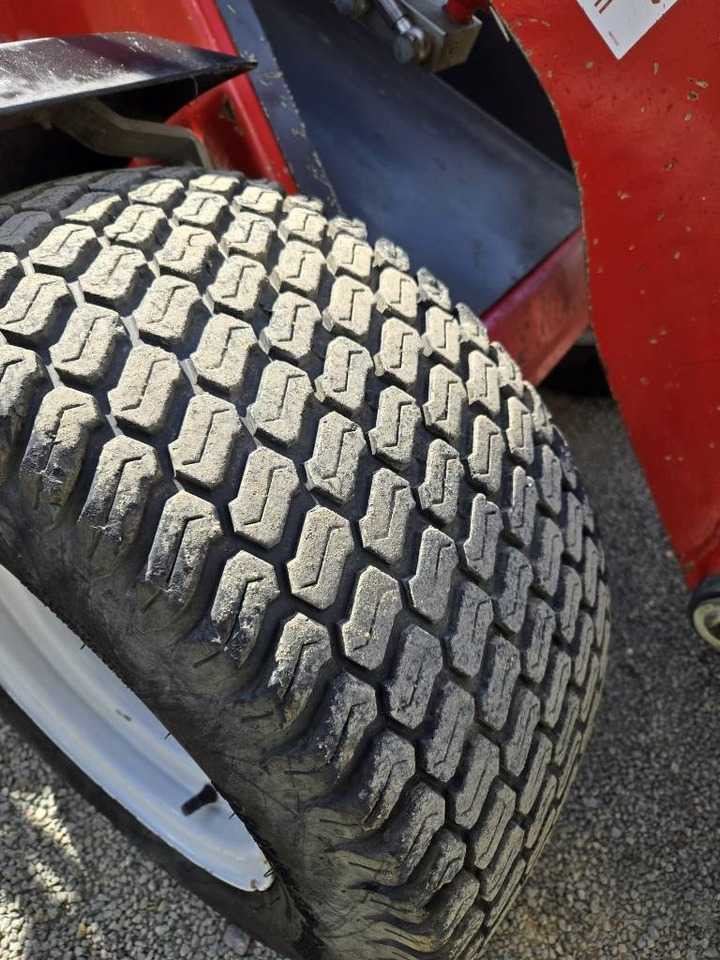 Compact loader Knikmops KM 90