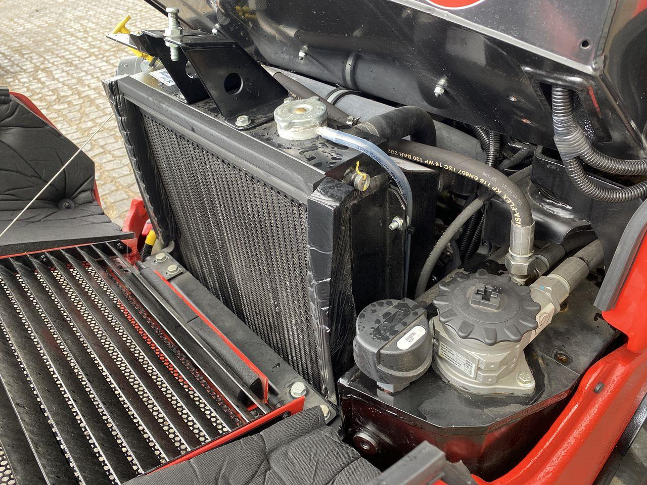 Compact loader Manitou MLA 2-25H 4P