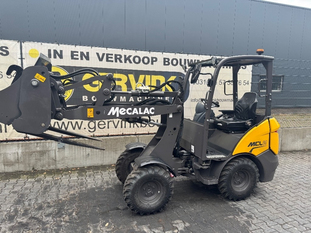 Compact loader Mecalac MCL 2