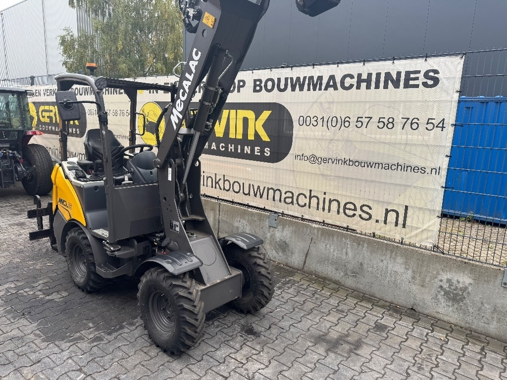 Compact loader Mecalac MCL 2