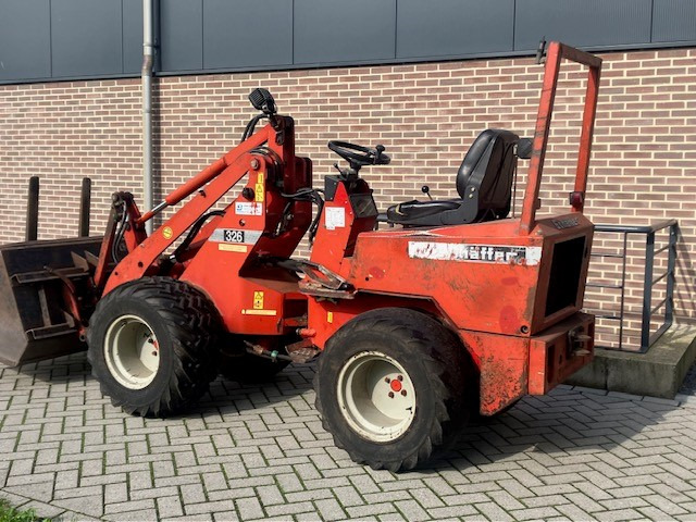 Compact loader SCHÄFFER 326 miniloader
