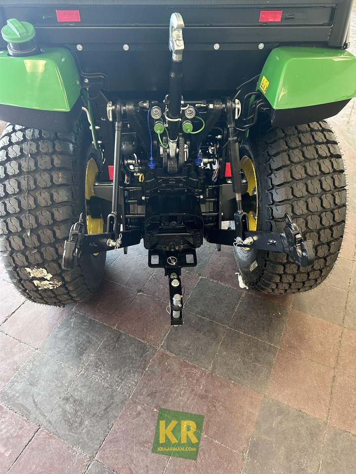 Compact tractor 2032R John Deere