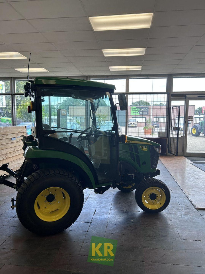 Compact tractor 2032R John Deere