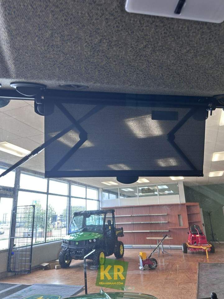 Compact tractor 2032R John Deere