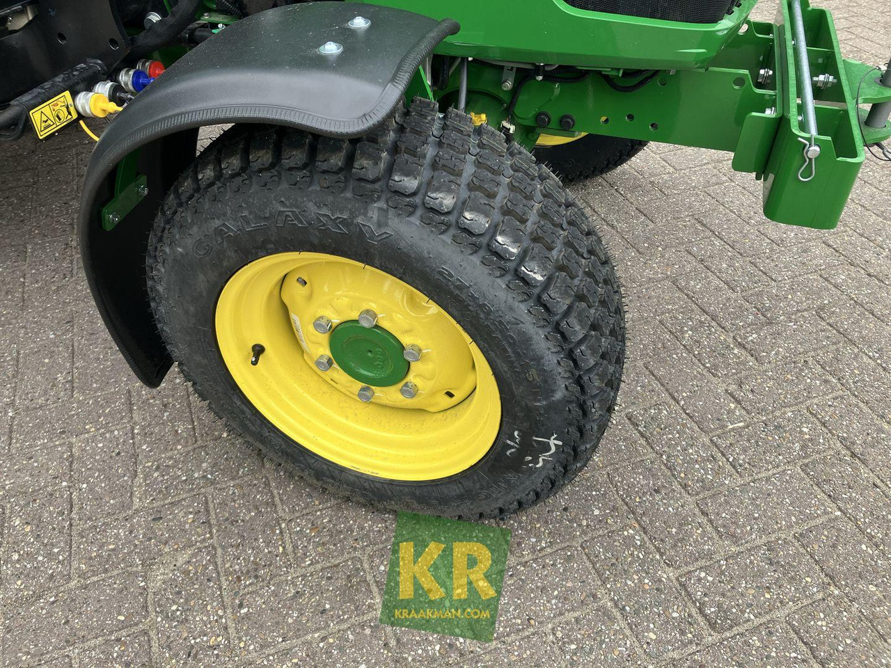 Compact tractor 3039R John Deere