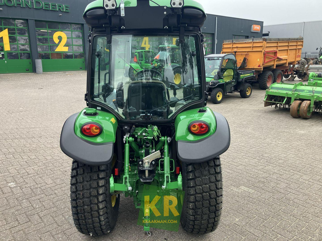 Compact tractor 3039R John Deere