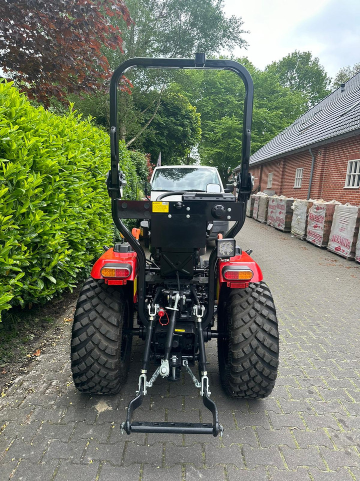 Compact tractor Captain