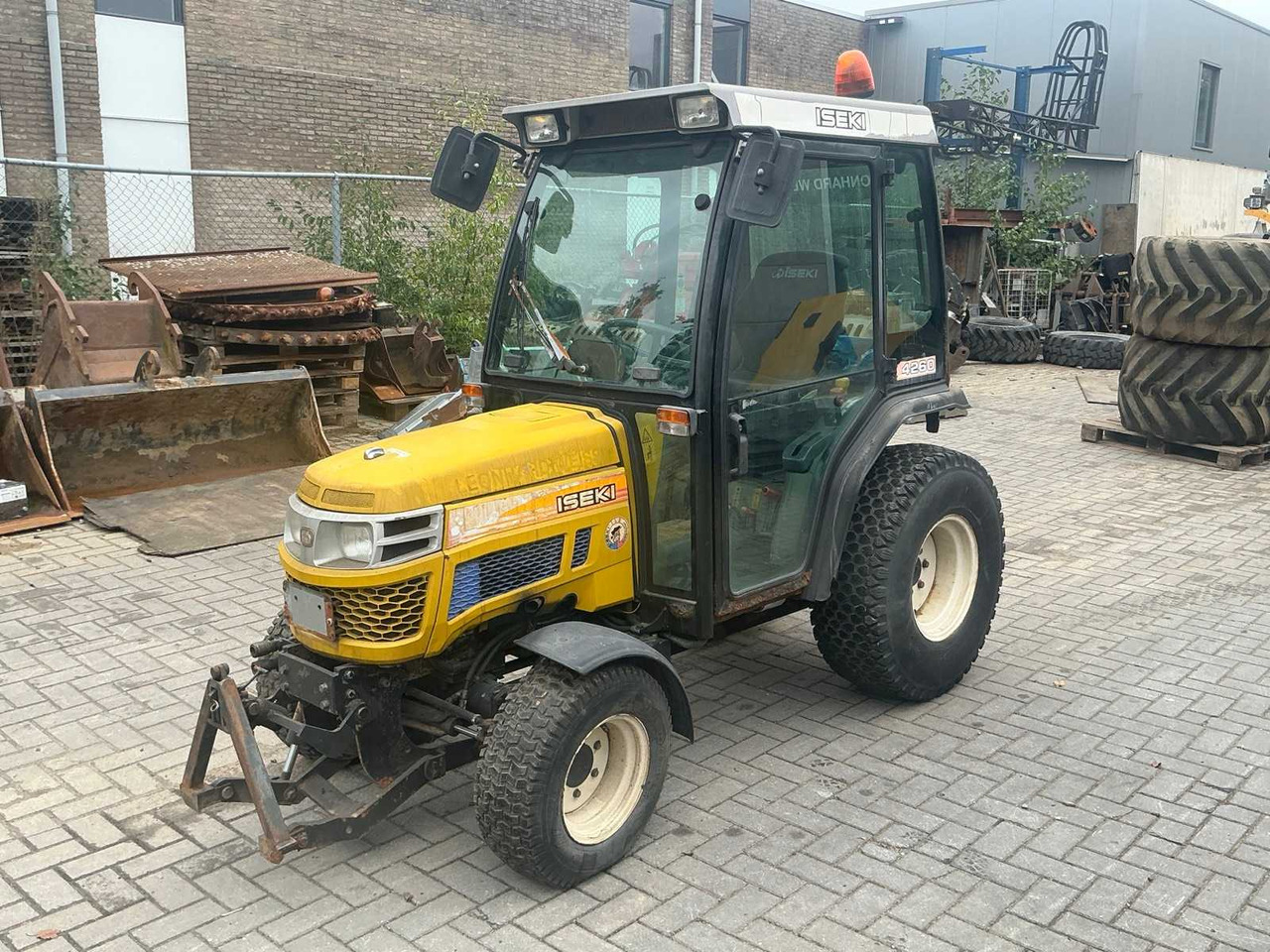 Compact tractor Iseki 4260 TH4
