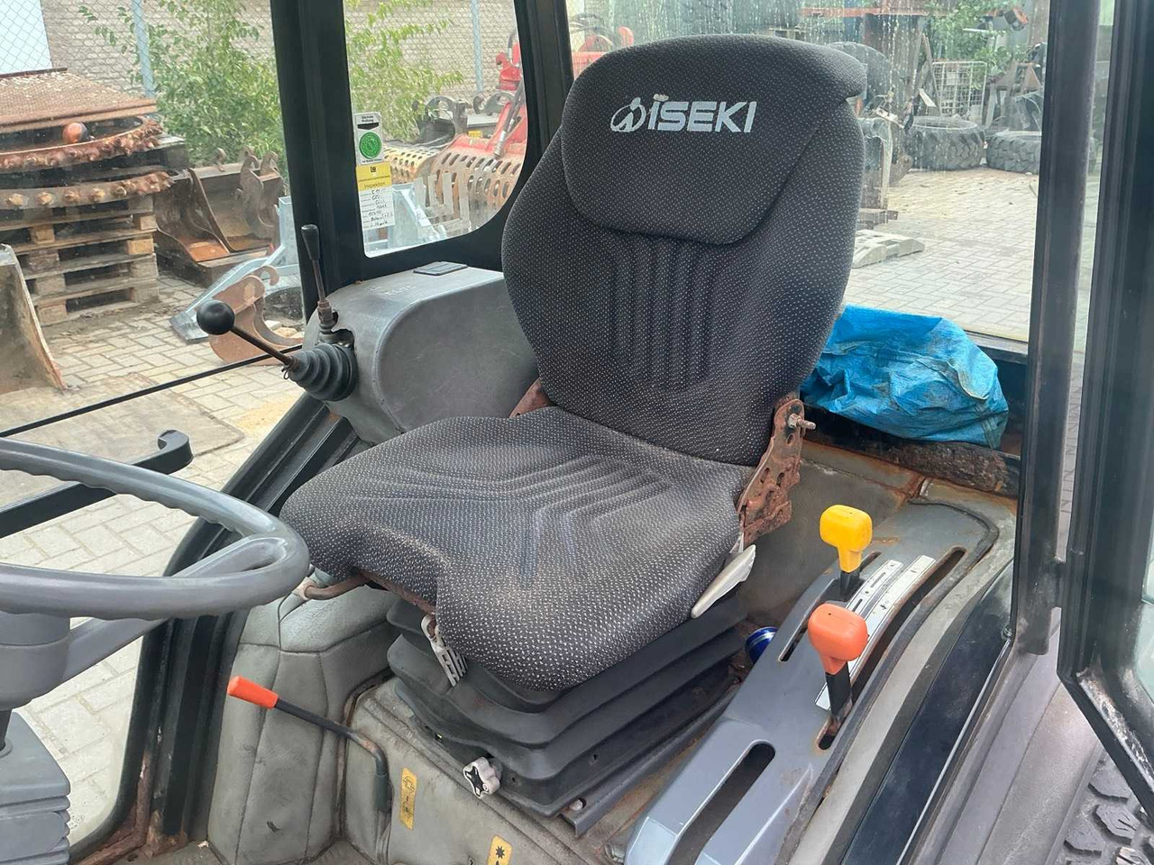 Compact tractor Iseki 4260 TH4