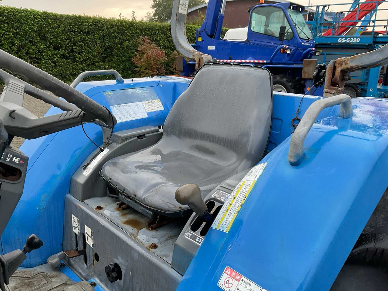 Compact tractor Iseki GEAS 33