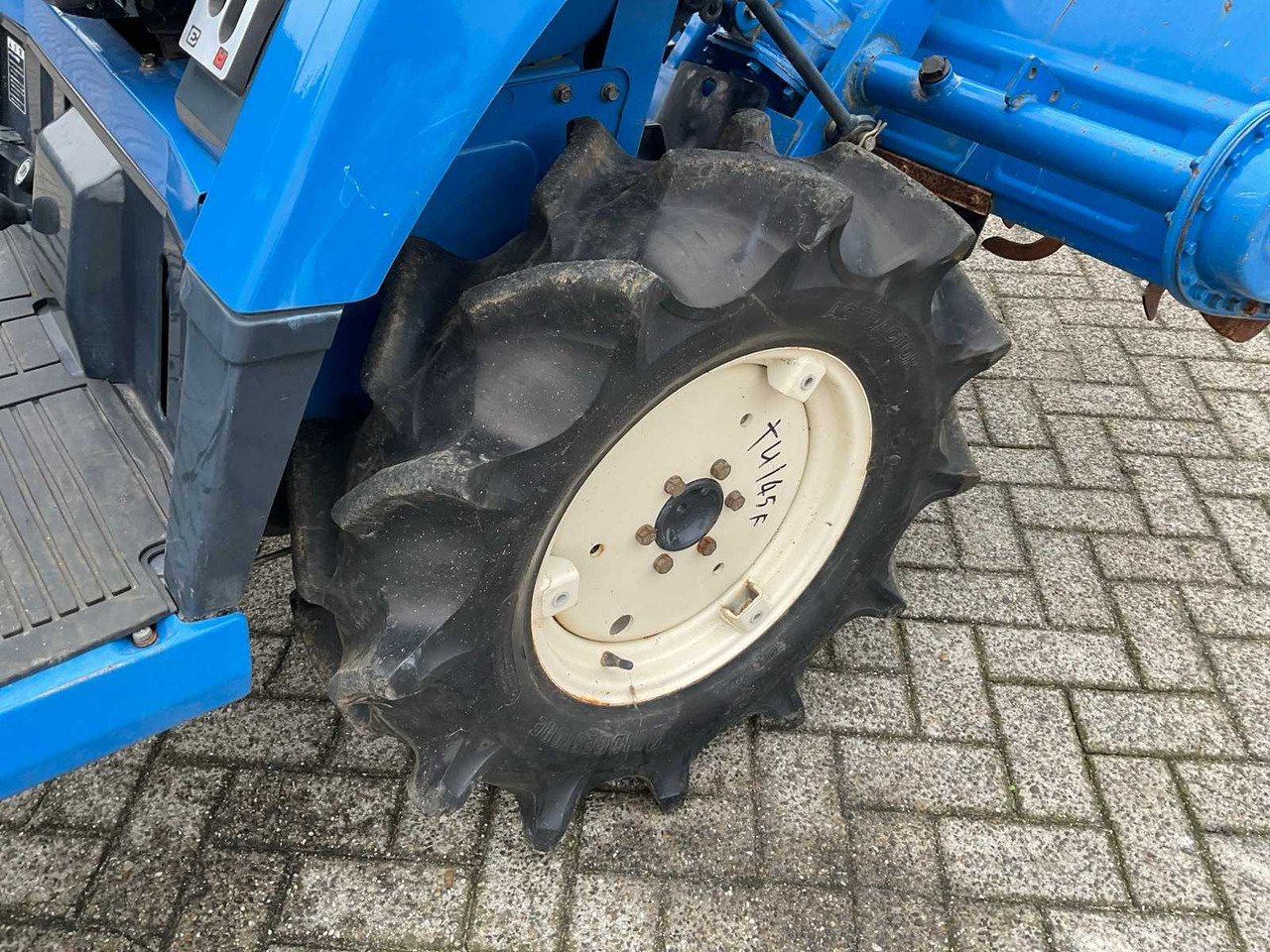 Compact tractor Iseki Landhope 145