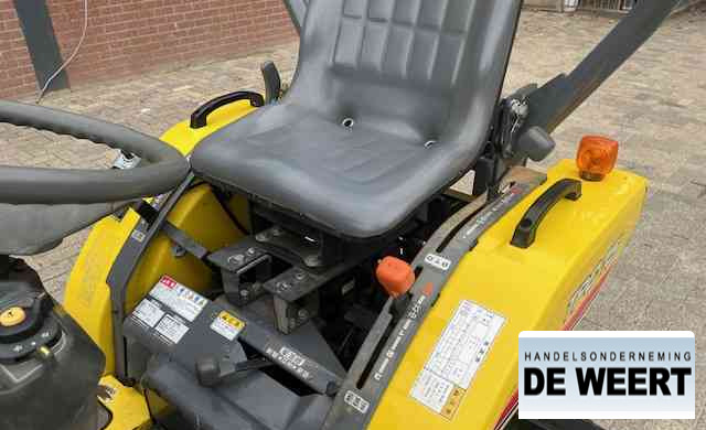 Compact tractor Iseki TPC15 , tpc 15