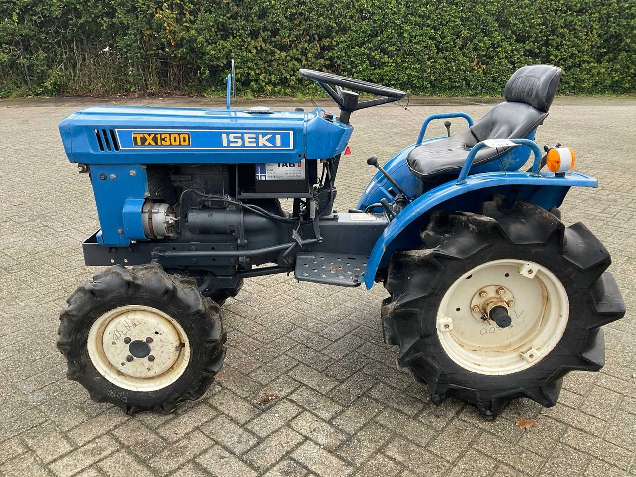 Compact tractor Iseki TX1300