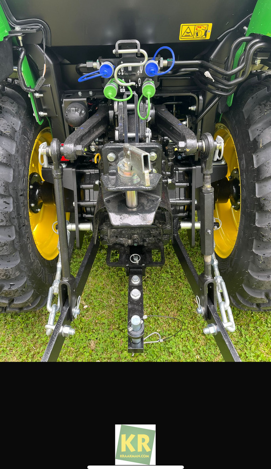 Compact tractor John Deere 2032R