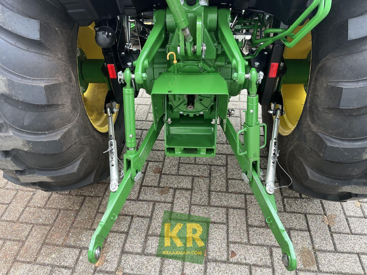 Compact tractor John Deere 4049M