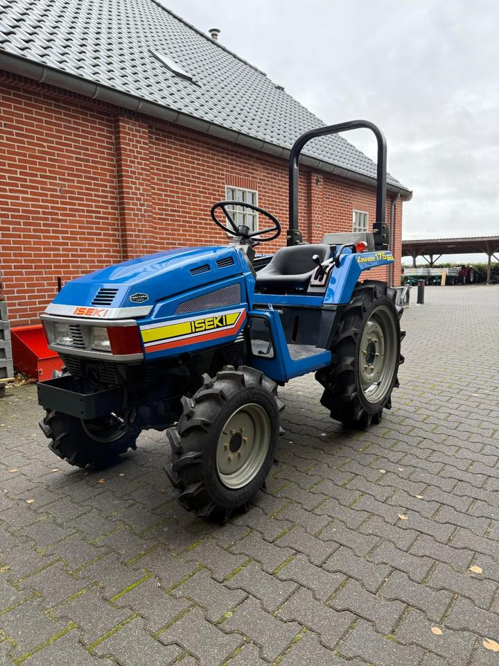 Compact tractor Kleintraktor Iseki TU175 ab 49 € pro Monat.