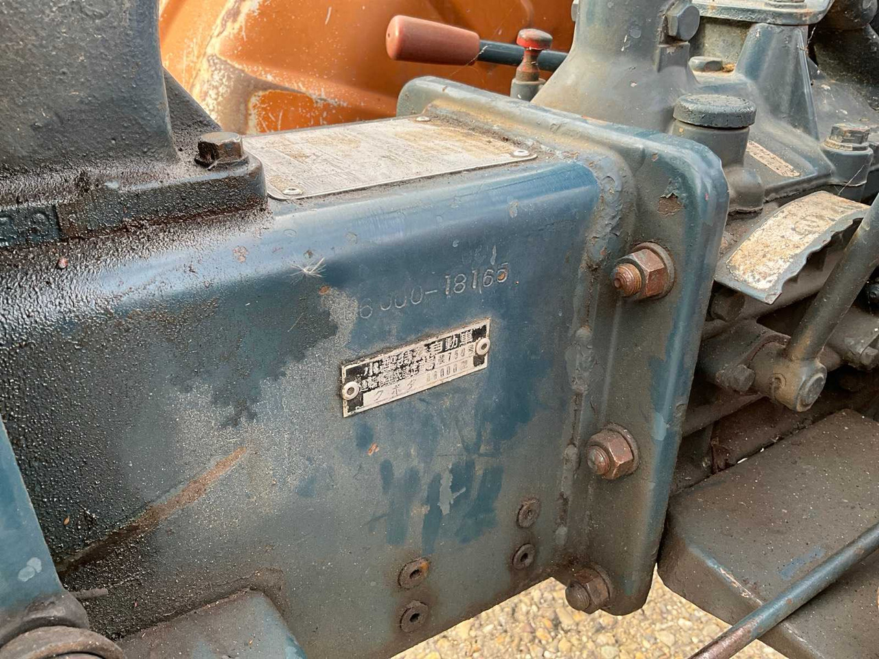 Compact tractor Kubota B6000