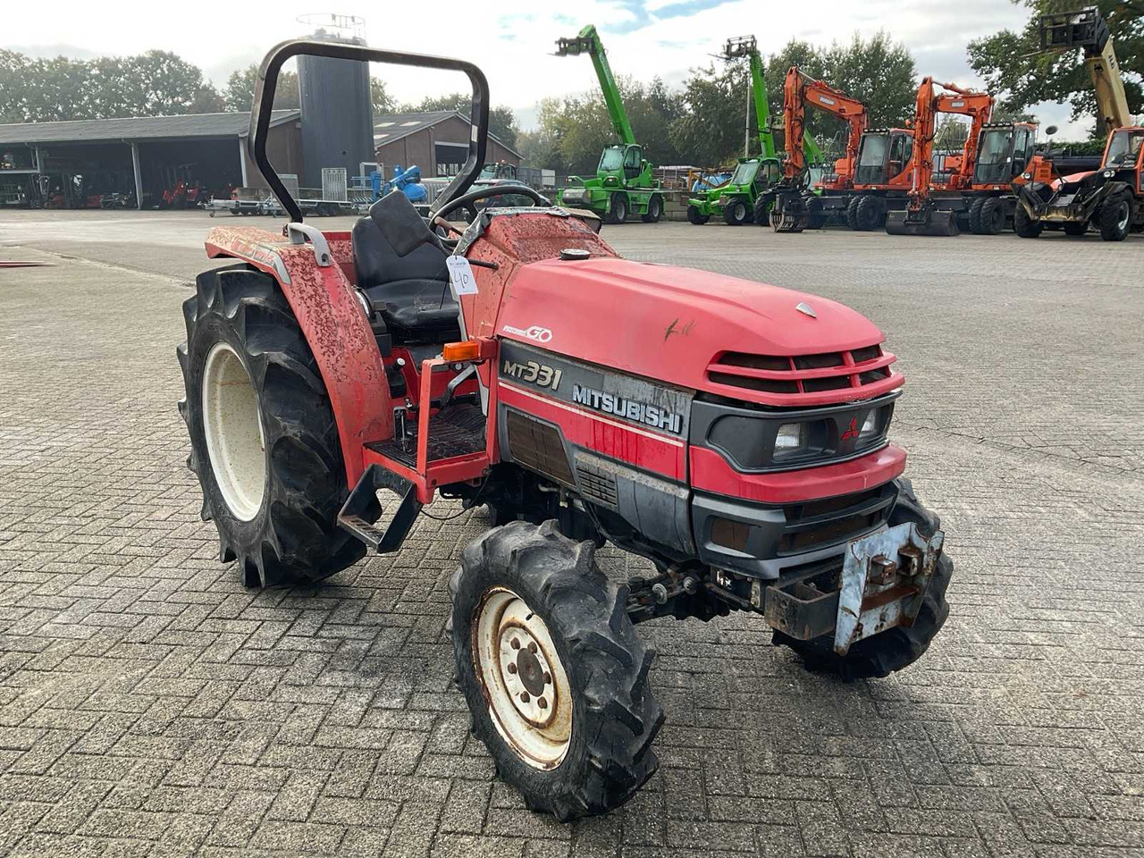 Compact tractor Mitsubishi MT331