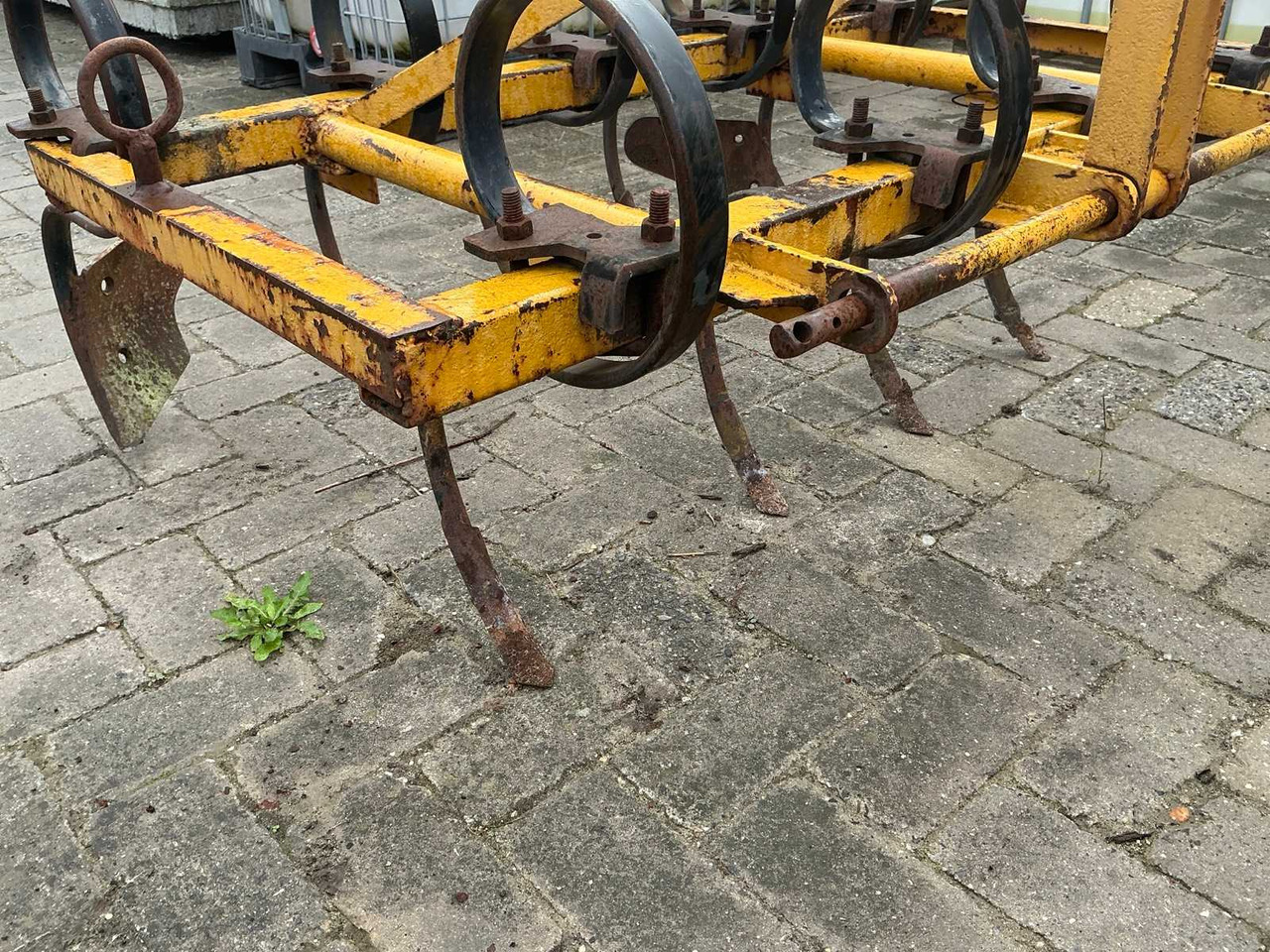 Cultivator Cultivator