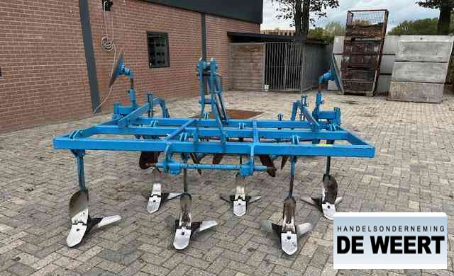 Cultivator Lemken smaragd 6/260
