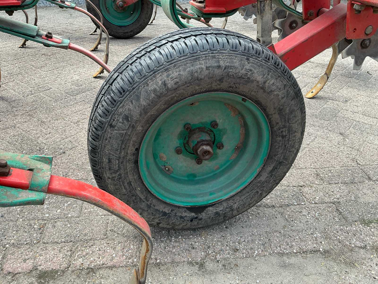 Cultivator kverneland Turbo 2