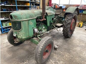 Farm tractor DEUTZ-FAHR D 55: picture 1