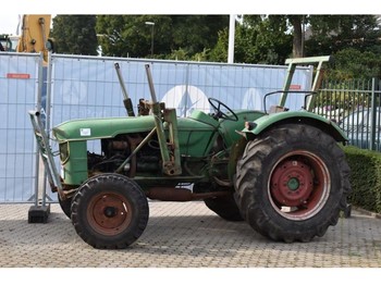 Straddle tractor Deutz: picture 1
