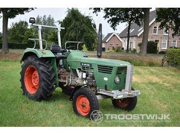 Farm tractor Deutz 4506: picture 1