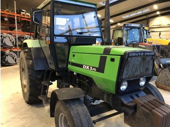 Farm tractor Deutz DX 3.70: picture 1
