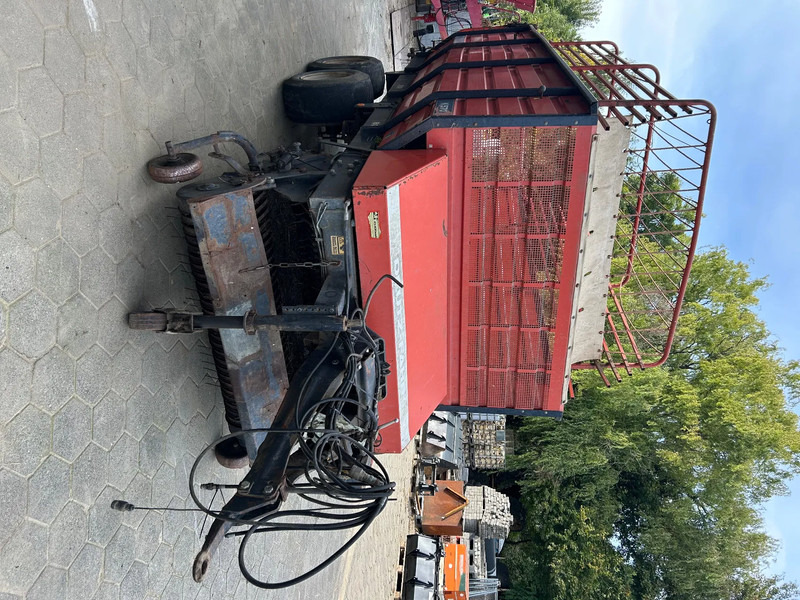 Agricultural machinery Deutz Fahr K570