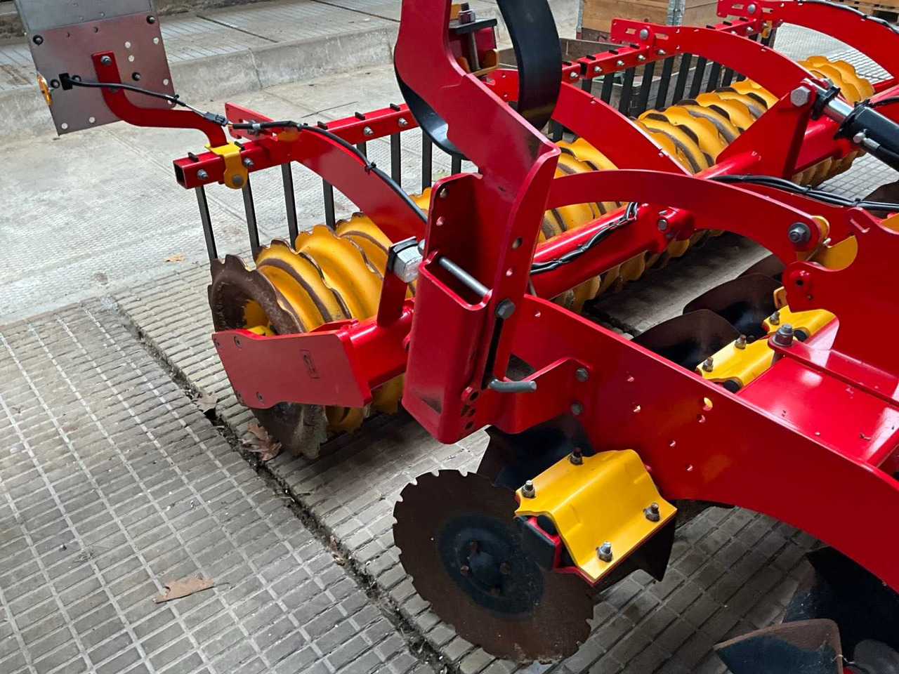 Disc harrow Väderstad CR300 CrossCutter