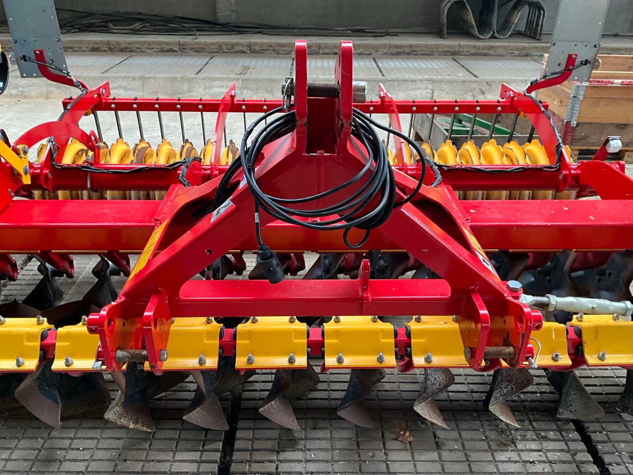 Disc harrow Väderstad CR300 CrossCutter