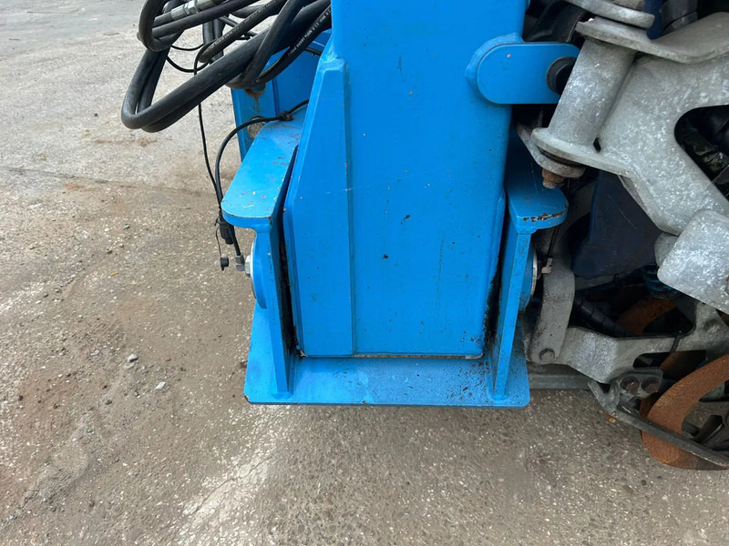 Agricultural machinery Duport Alltrack twin DW 8748 bemester zodenbemester