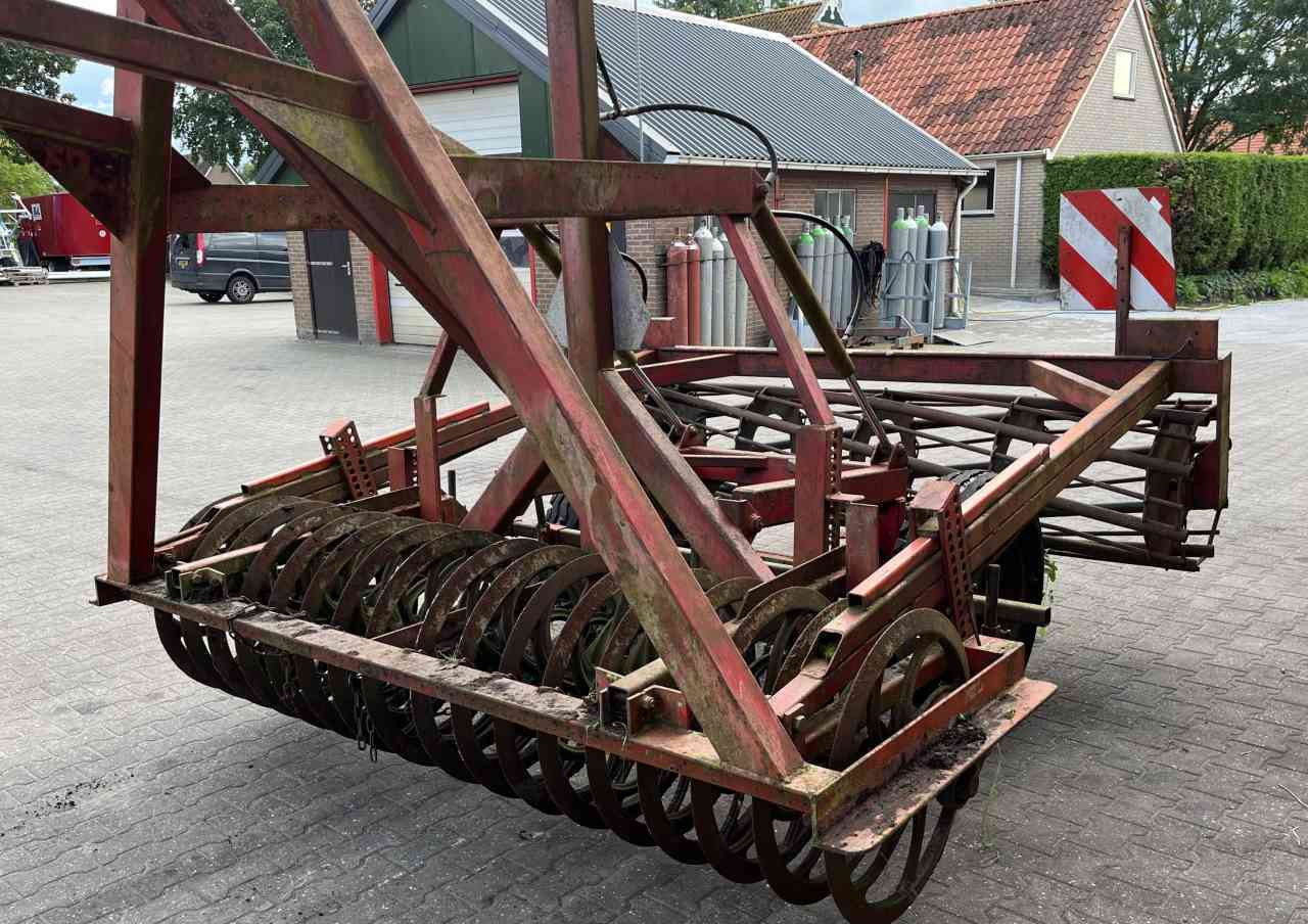 Farm roller Evers Getrokken Vorenpakker Grondbewerking