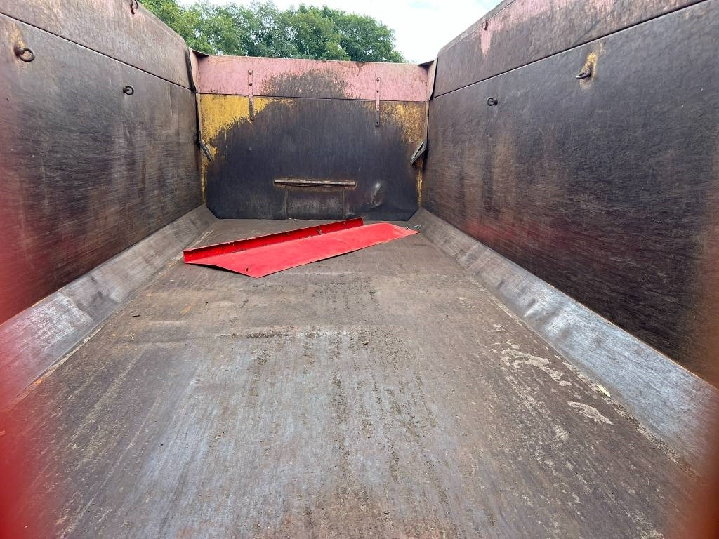 Farm tipping trailer/ Dumper Beco Super 1200