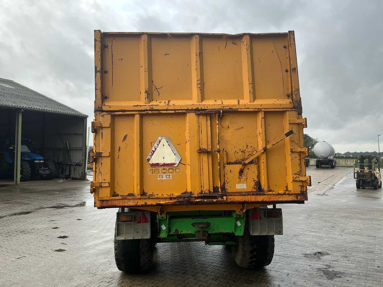 Farm tipping trailer/ Dumper Joskin 16000BCL